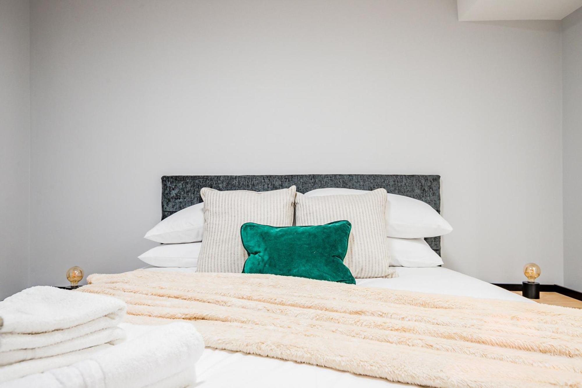 Host & Stay - Bridge Street Apartments Evesham Kültér fotó